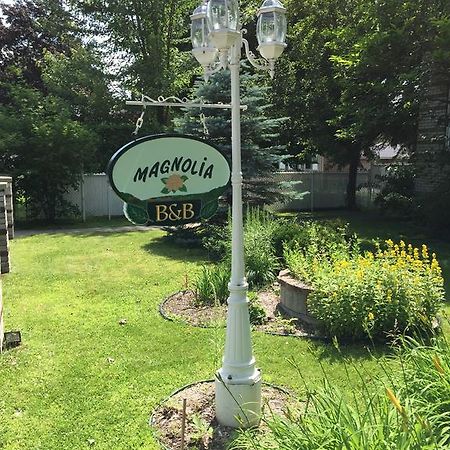 Magnolia B&B Granby Bagian luar foto