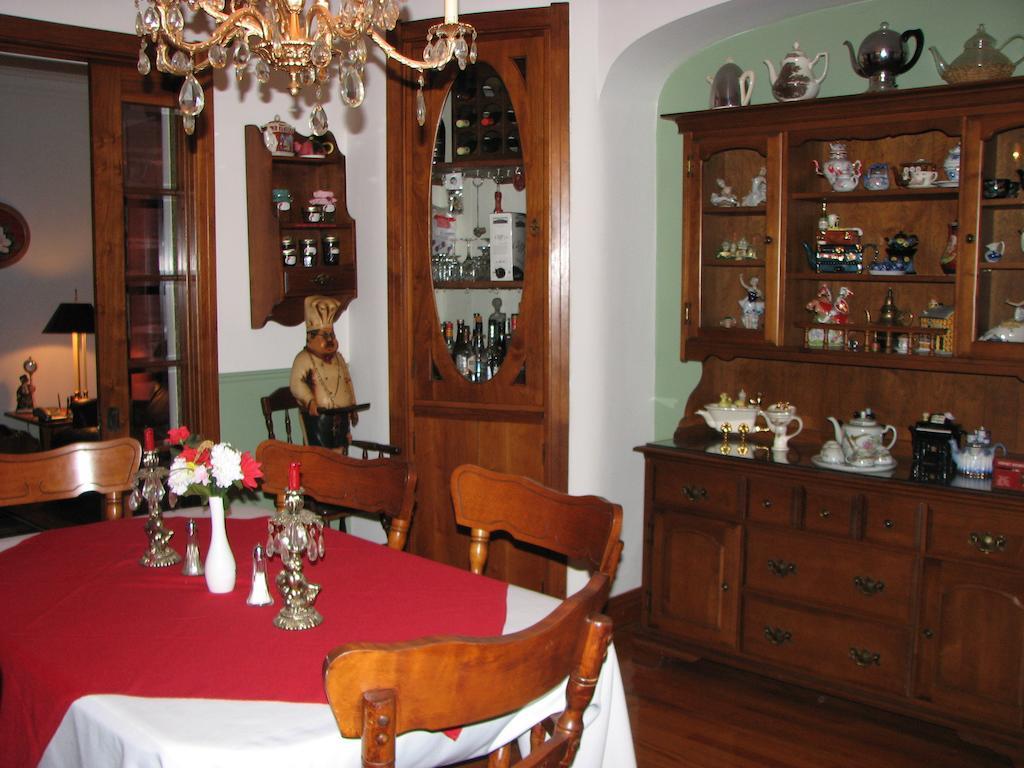 Magnolia B&B Granby Bagian luar foto