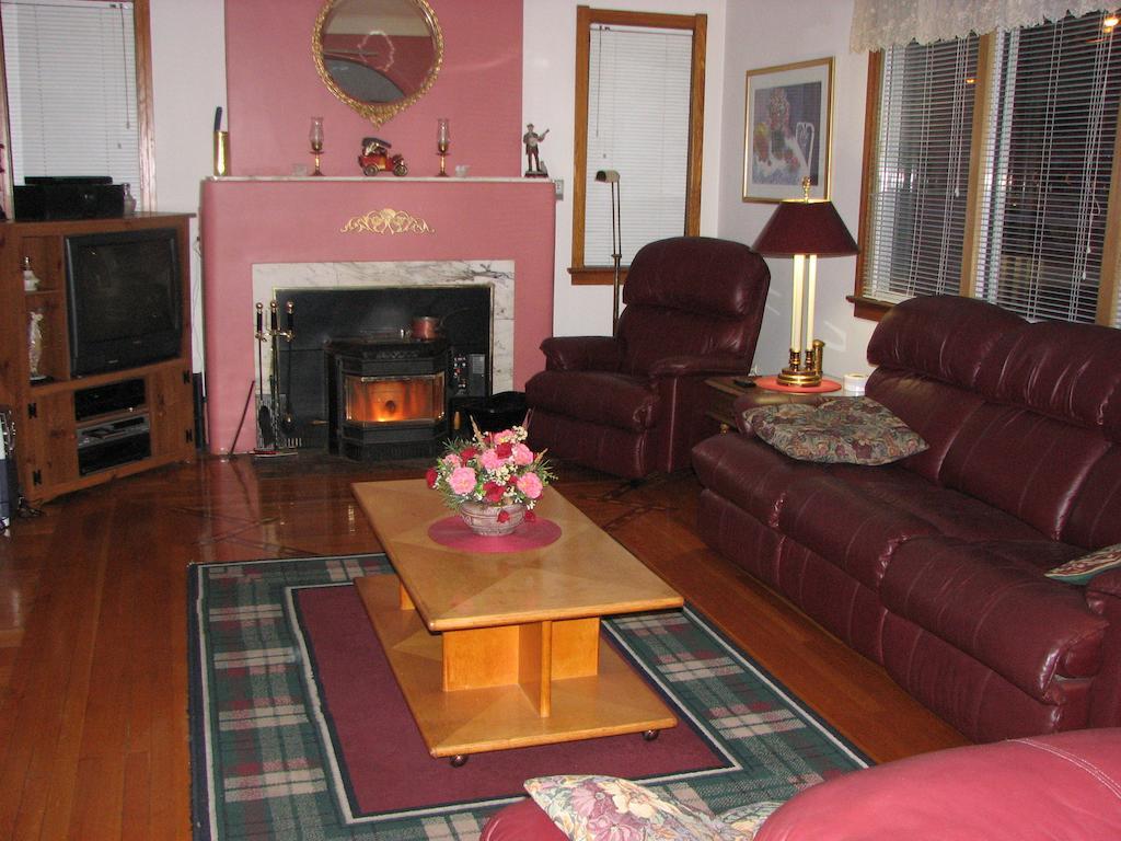 Magnolia B&B Granby Bagian luar foto