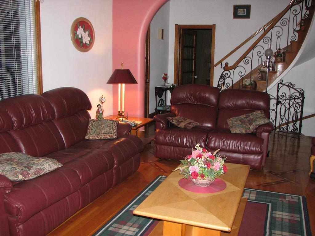 Magnolia B&B Granby Bagian luar foto