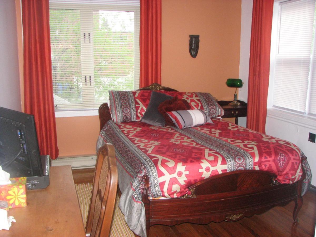 Magnolia B&B Granby Bagian luar foto